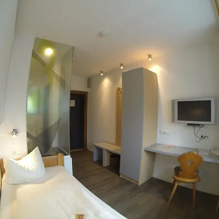 Отель Landgasthof Koechlin Линдау